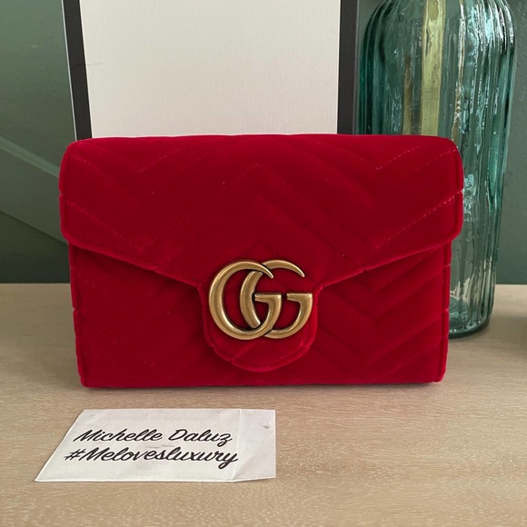 Gucci Handbags - NEW Gucci Marmont WOC Chain Wallet Velvet Red Bag